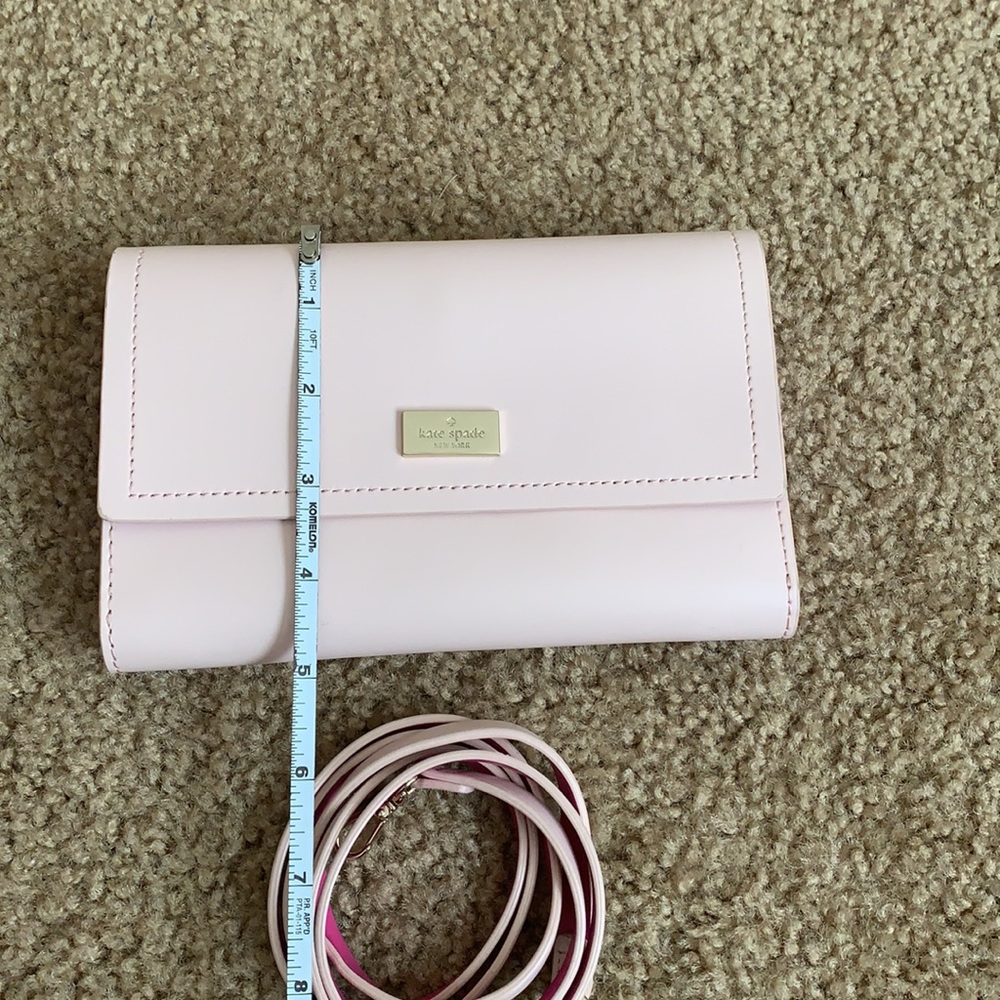 Kate spade. - Picture 2 of 7